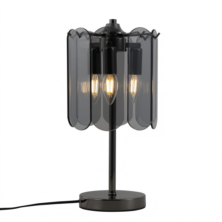 Adakah ia menyusahkan untuk memasang lampu meja 3-lampu berasap untuk katil?
