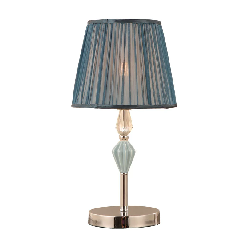 Lampu Meja Fabrik Berlipat Tradisi